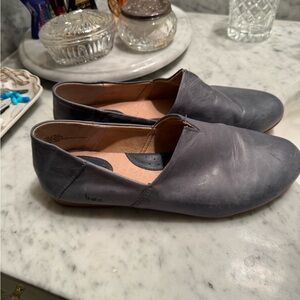 Born Women's Navy Suree Loafer Slip-on Flats BOC